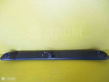 4m40: На крышу Mitsubishi 1997 г., Б/у, Оригинал — 4