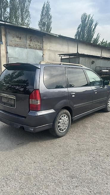 шариот: Mitsubishi Chariot: 1998 г., Минивэн — 3