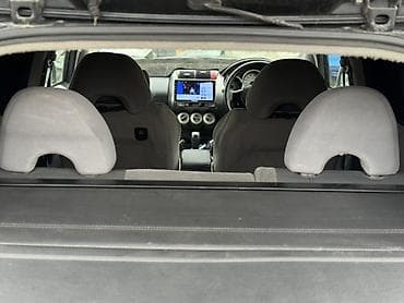 Honda: Honda Fit: 2005 г., 1.3 л, Вариатор, Бензин, Хэтчбэк — 4