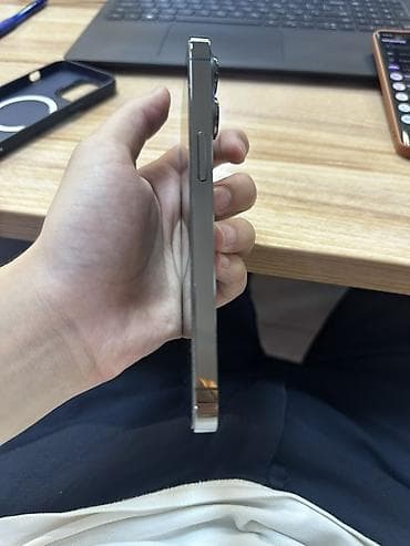 iphone replika: IPhone 13 Pro, Б/у, 256 ГБ, Графит, Чехол, 91 % — 9