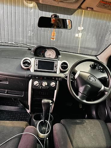 Продажа авто: Toyota Ist: 2003 г., Автомат, Хэтчбэк — 1