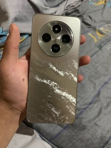 озу 16: Poco C65, Колдонулган, 256 ГБ, түсү - Күмүш, 2 SIM — 1