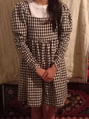 шапка для девочек: Платье в клетку гингем (черно-белая мелкая клетка). в этойудболкой и — 2