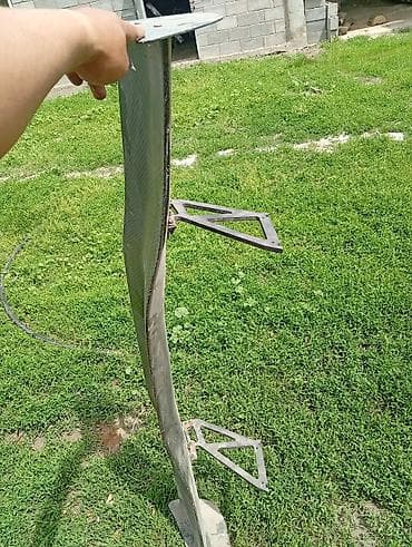 голый кузов: Задний спойлер Subaru — 4