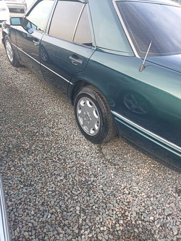 bid e5: Mercedes-Benz W124: 1994 г., 2.2 л, Автомат, Бензин, Седан — 2