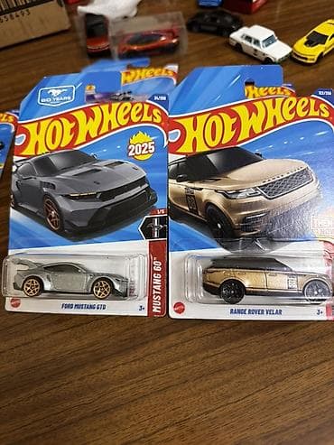 коллекционные машины: Набор коллекционных машинок Hot Wheels (масштаб 1:64), запечатанные — 4