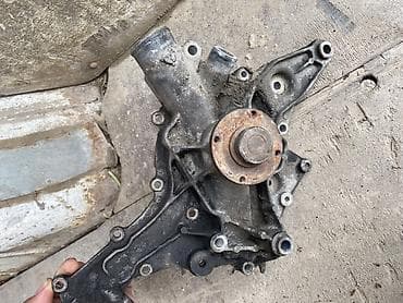 корпуса rackmount: Помпа Mercedes-Benz Б/у — 1