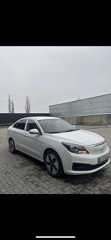 arrizo 8: Dongfeng : 2022 г., Автомат, Электромобиль, Седан — 5