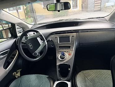 prius: Toyota Prius: 2014 г., 1.8 л, Автомат, Гибрид, Хэтчбэк — 6