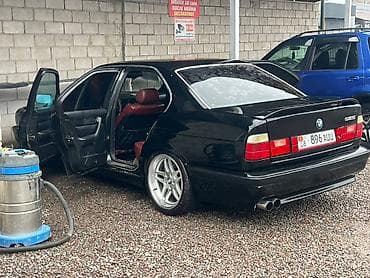 боковой тырмо: BMW 5 series: 1991 г., 2.5 л, Механика, Бензин, Седан — 5