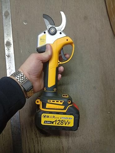 Ручные секаторы