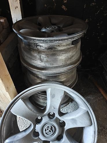 Литые Диски R 17 Toyota, Комплект, отверстий - 6, Б/у