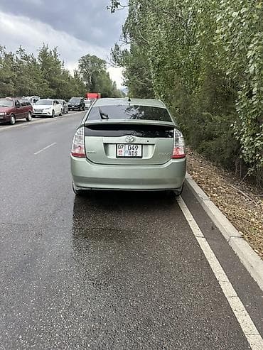 2007: Toyota Prius: 2007 г., 1.5 л, Гибрид, Хэтчбэк — 2