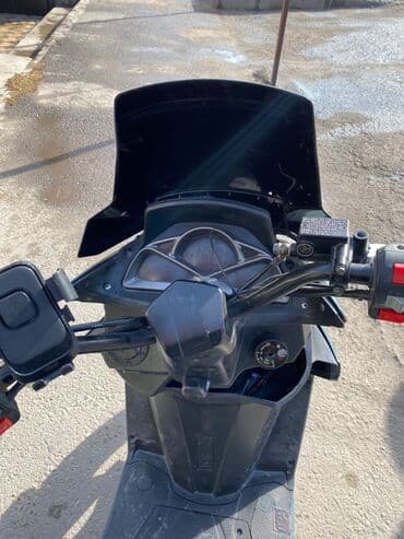 сколько стоит спортивные мотоциклы: Макси-скутер 150 куб. см, Бензин, Б/у — 4