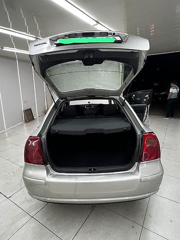 Транспорт: Toyota Avensis: 2003 г., 1.8 л, Автомат, Бензин, Хэтчбэк — 6