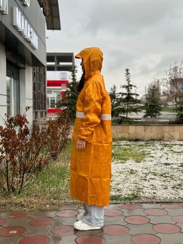 плащи от дождя: Дождевик, от дождя, для похода Дождевик плащи дождевики плащ-дождевик — 1