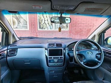 plug in: Toyota Ipsum: 2003 г., 2.4 л, Автомат, Бензин, Минивэн — 6