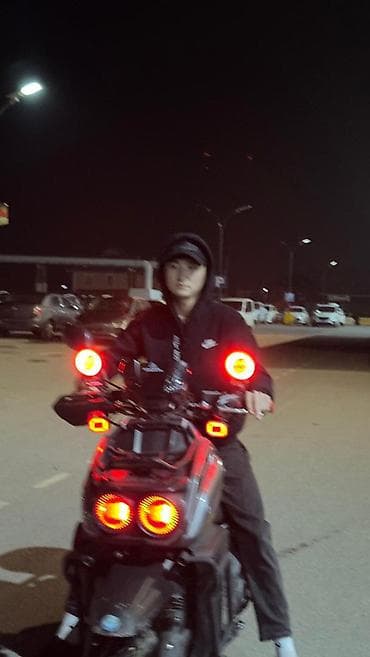 макси 150 куб: Продам электроскутер/мотоцикл городского типа с яркой светотехникой — 2