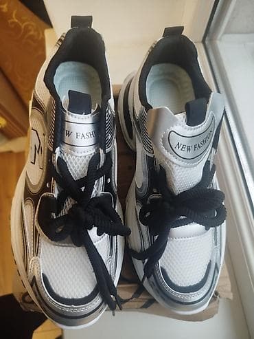 osiris d3: 40-размер. Толстая подошва которая увеличивает рост при ношении на 3-5 — 9