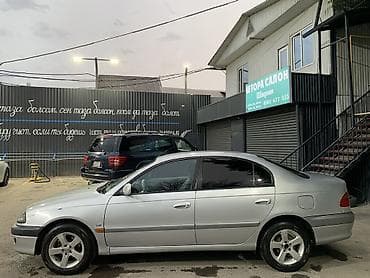 255 55 18: Toyota Avensis: 1999 г., 1.8 л, Механика, Бензин, Седан — 2