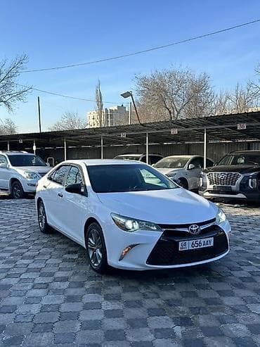 Toyota Camry: 2017 г., 2.5 л, Автомат, Бензин, Седан — 4