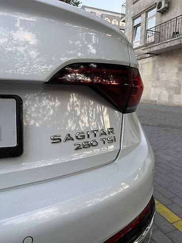 byd e2 2022: Volkswagen Jetta: 2022 г., 1.4 л, Автомат, Бензин, Седан — 5