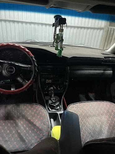 глушитель авто: Audi 100: 1991 г., 2 л, Механика, Бензин, Седан — 4