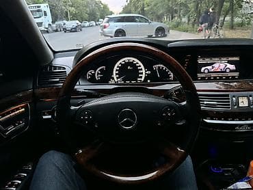 машина мерс с: Mercedes-Benz S-Class: 2010 г. — 9