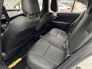 k 5: Toyota Corolla: 2019 г., 1.8 л, Вариатор, Гибрид, Седан — 8