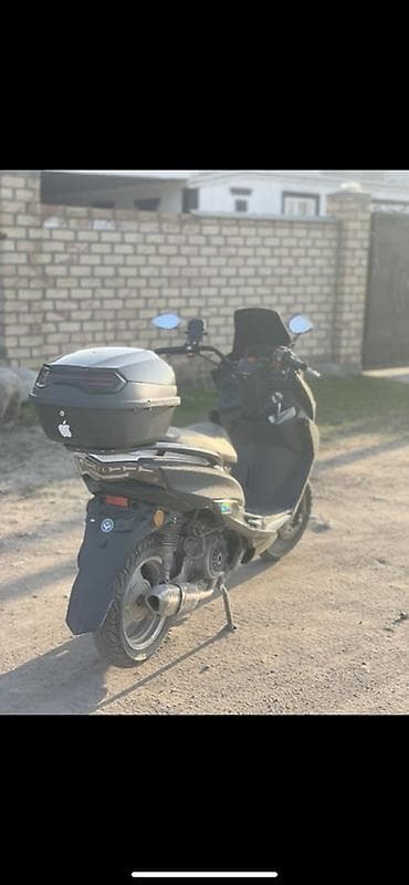 bbs 15: Скутер (максискутер) черного цвета.можно договорится звоните по номеру — 2