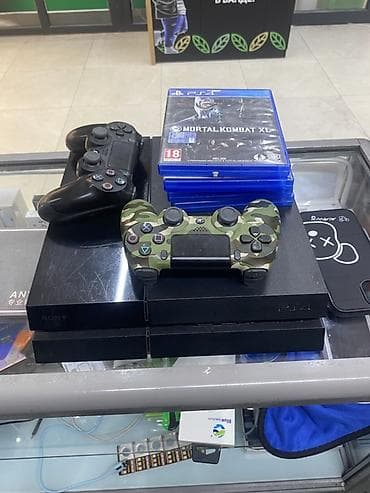 Sony PlayStation: Игровая консоль Sony PlayStation 4 (PS4) с комплектом аксессуаров и — 3