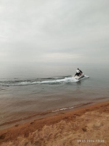Гидроцикл (водный мотоцикл) на прицепе - Корпус шатл-тип: широкая — 4