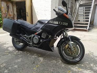 Спортбайк Yamaha, 1200 куб. см, Бензин, Взрослый, Б/у