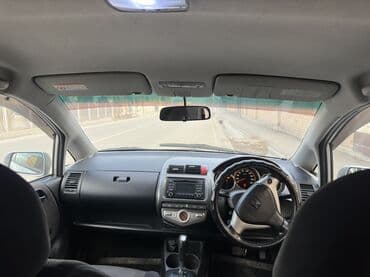 1 фит: Honda Fit: 2004 г., 1.5 л, Вариатор, Бензин — 7