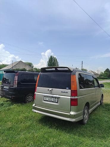 Honda Stepwgn: 2005 г., 2 л, Автомат, Бензин, Минивэн — 3