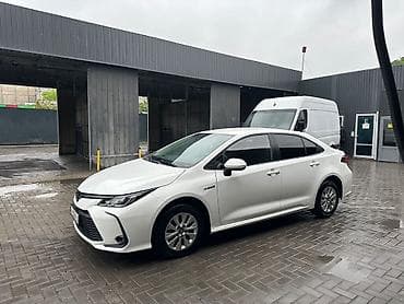 corolla: Toyota Corolla: 2023 г., 1.8 л, Автомат, Гибрид, Седан — 2