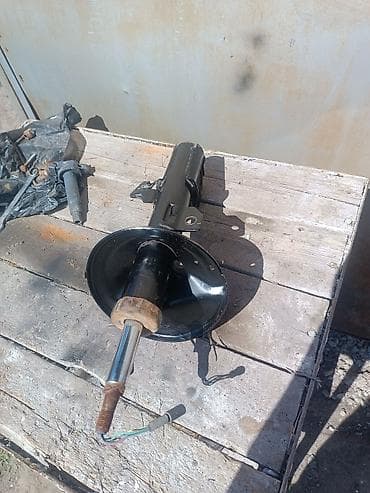 ось: Передний пневмобаллон, Комплект пневмобаллонов Toyota 2003 г., Б/у, Оригинал — 2