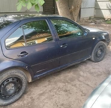 Volkswagen Bora: 1999 г., 1.6 л, Механика, Бензин, Седан — 6