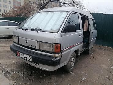hd 78: Toyota Lite Ace: 1985 г., 2 л, Механика, Бензин, Минивэн — 2