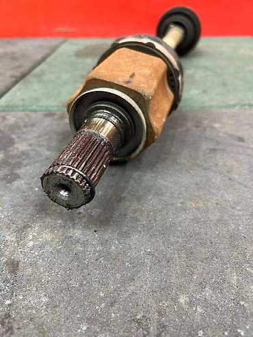 электромобиль byd: Граната С приводом Hyundai 2019 г., Б/у, Оригинал — 2