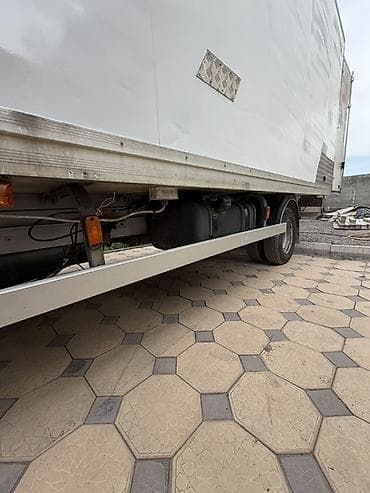 Грузовик, Mercedes-Benz, Стандарт, Б/у — 7