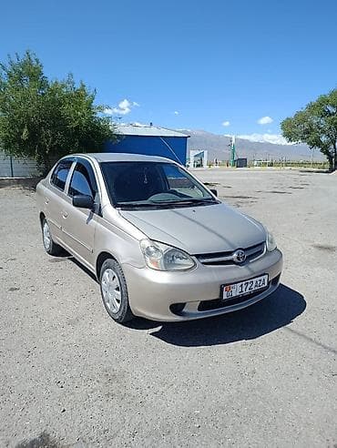 passat passat: Toyota Echo: 2004 г., 1.5 л, Автомат, Бензин, Седан — 2