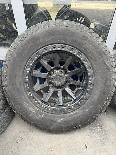 6: Колеса в сборе 265 / 70 / R 17, Всесезонная, Б/у, Комплект, Внедорожные (АТ/МТ), Литые, отверстий - 6 — 1