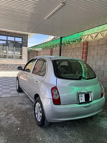 forester 2018: Nissan March: 2004 г., 1.3 л, Автомат, Бензин, Хэтчбэк — 4