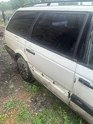 Транспорт: Volkswagen Passat Variant: 1991 г., 1.8 л, Механика, Бензин, Универсал — 7