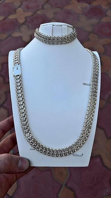 Ювелирные изделия: Ювелир. Ювелирные изделия. Ювелирные услуги. Ювелирные украшения — 1