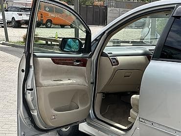 sprinter 2 7: Toyota Ipsum: 2003 г., 2.4 л, Автомат, Бензин, Минивэн — 8