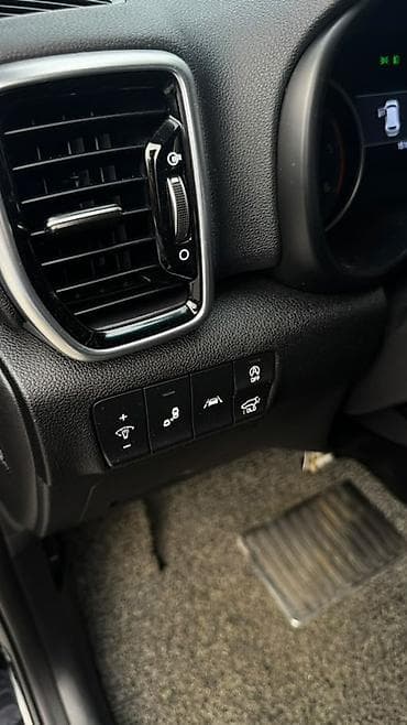 tilek: Kia Sportage: 2019 г., 2 л, Автомат, Дизель, Кроссовер — 4