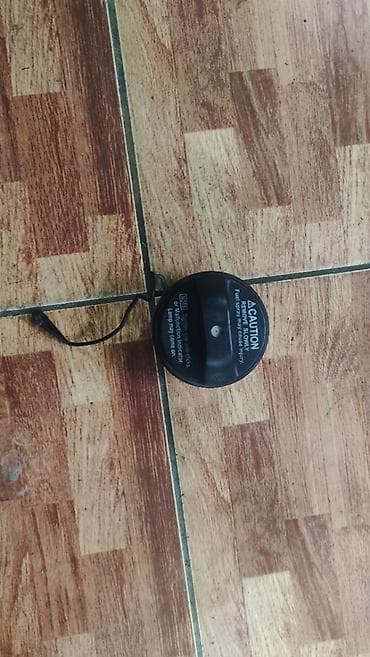 Крышка бензобака с Японского автомобиля См.Фото Привозные