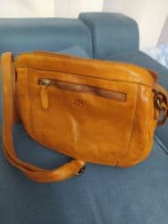 сумка клатч б у: Шикарная сумочка кроссбоди,отличная мягкая кожа, цвет коньякразмер — 26